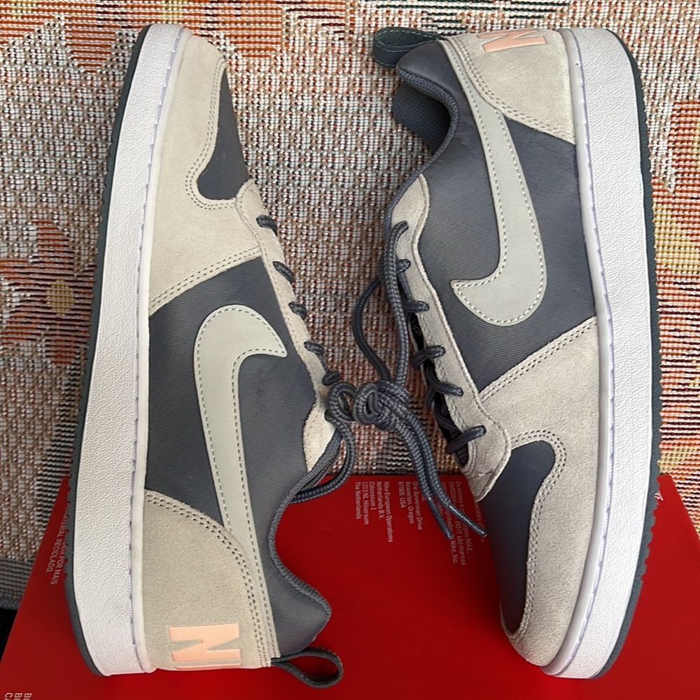 NIKE WMNS COURT BOROUGH LOW PREMIUM
ARMORY BLUE/PURE PLATINUM SNEAKRS
861533 400 - Picture 12 of 16